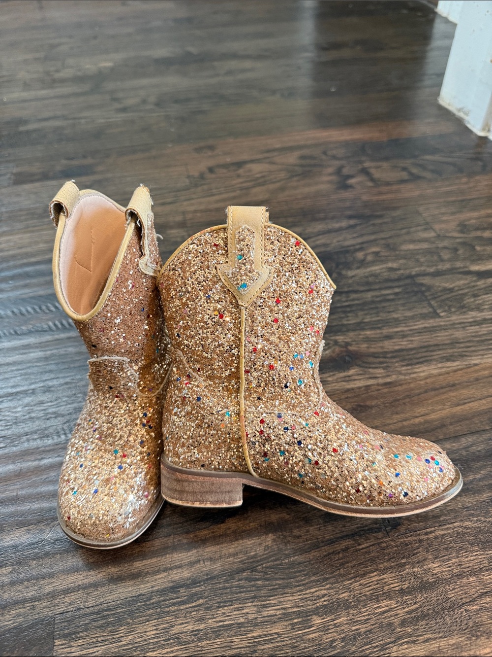 Kids Glitter Cowboy Boots in Gold